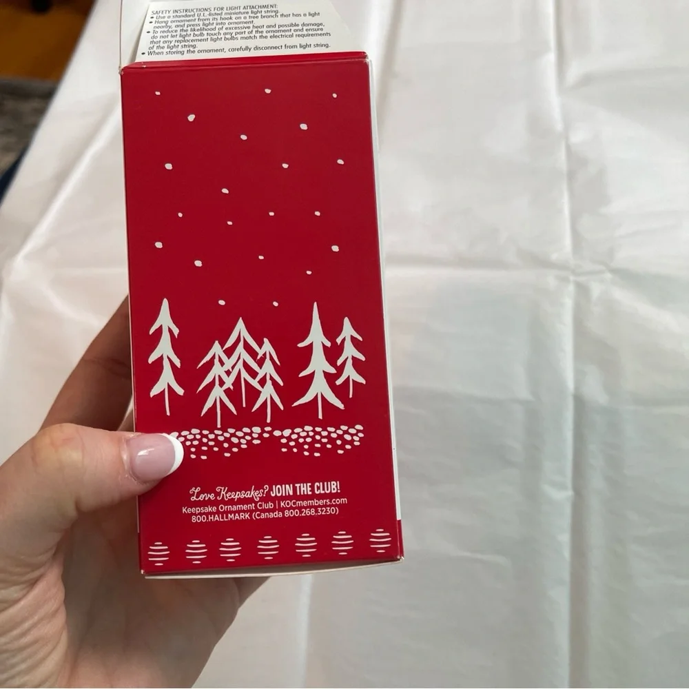 2017 Hallmark Christmas Tree Ornament Halls Station Keepsake Korners NIB